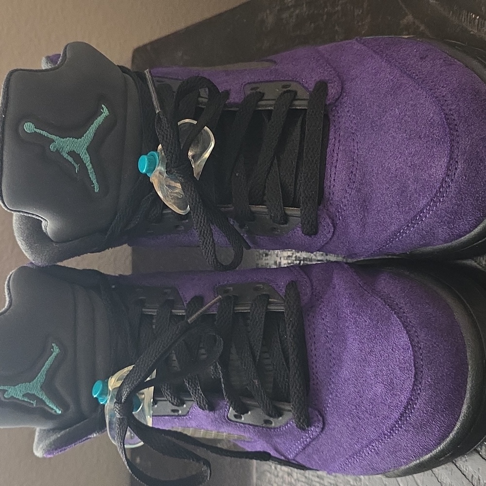 Air Jordan 5 Retro Alternate Grape Size 10 2020